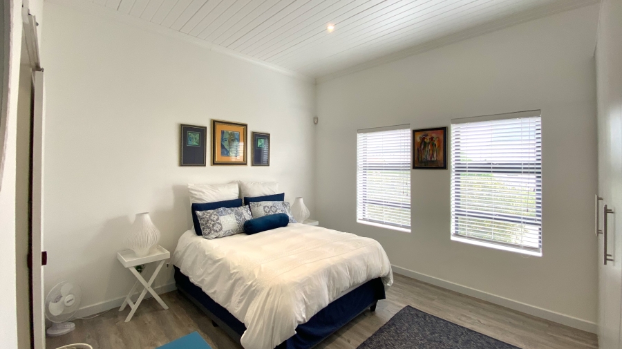 4 Bedroom Property for Sale in Dwarskersbos Western Cape